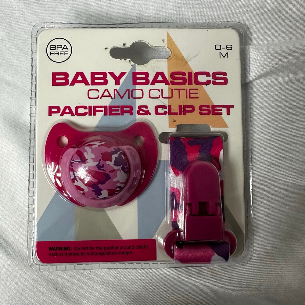 NWT Baby Basics Camo Cutie Pacifier & Clip Set ~ pink 0-6M BPA Free